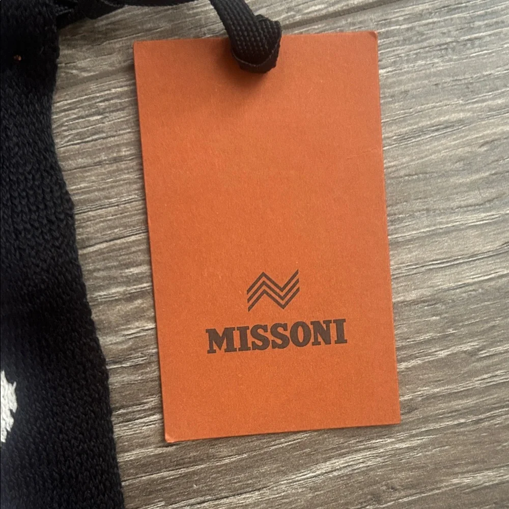 Missoni‎ Multicolor Zigzag Fringe Scarf in Pink, Navy & White